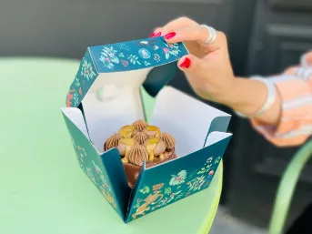  چاپ جعبه نان و بسته بندی شیرینی 